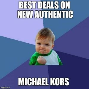 AUTHENTIC MICHAEL KORS NWT!!